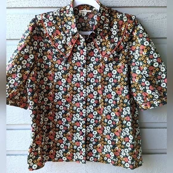 Saint Geraldine Floral Ruffle Button Up Short Sleeve Shirt Top Women's Large - Picture 1 of 5